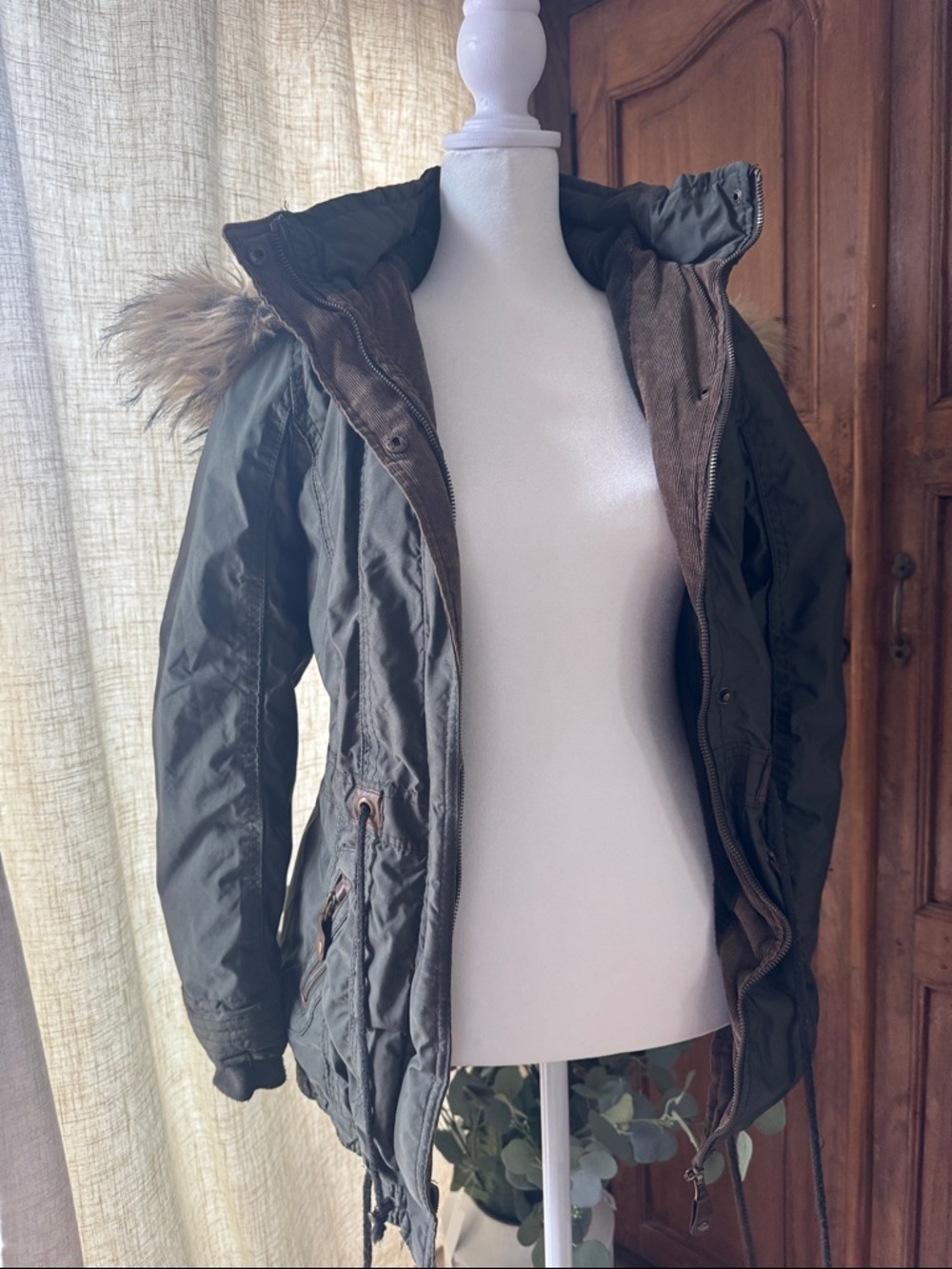 Women’s Olive Green Parka Jacket with Faux Fur Trim